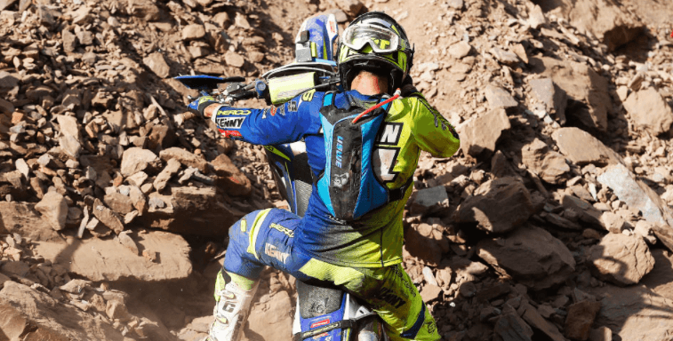 Why Use a Hydration Pack for Dirt Biking