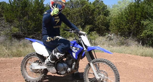 Dos and Don'ts of Doing Wheelie on a Dirt Bike